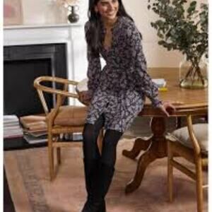 NWT $150 Boden 8 Womens Smocked Detail Jersey Dress